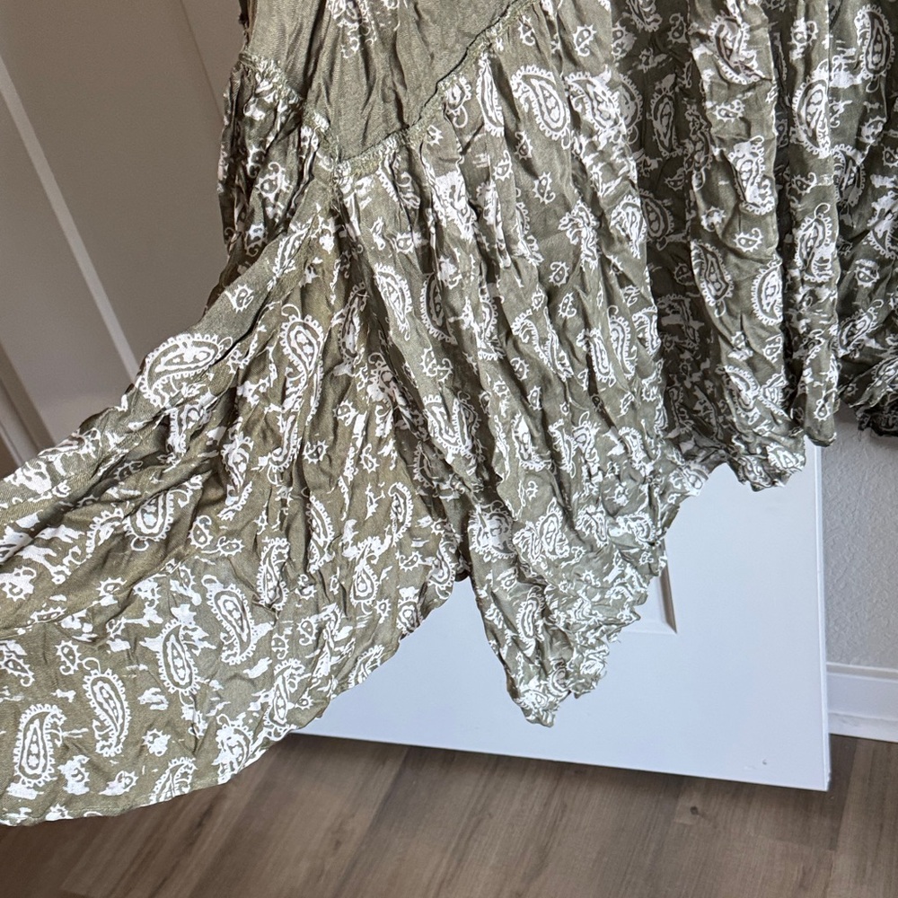 Elegant Green and Gray Long Kimono - Picture 6 of 6